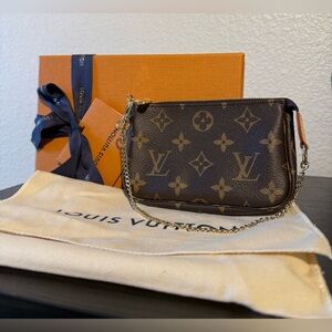 Louis Vuitton Mini Pochette Accessories